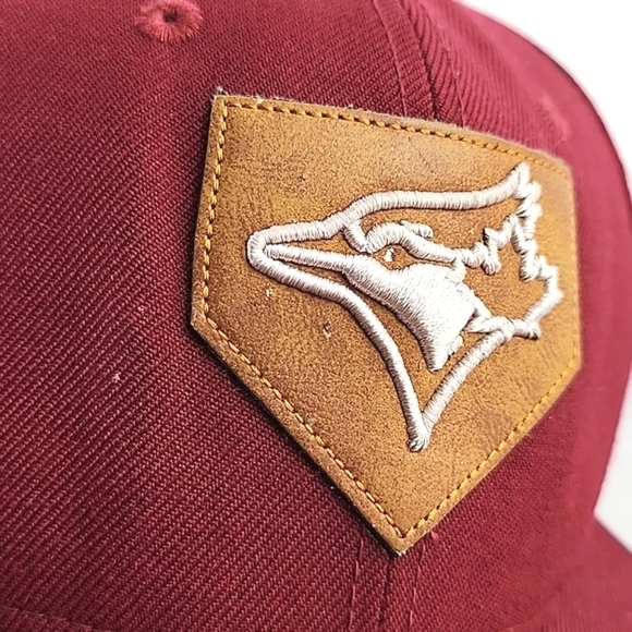 ⭐️3/ $30⭐️ Toronto Blue Jays New Era 59Fifty Ball Cap Burgundy Tan Size 7.5 - Picture 5 of 14